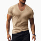 Camiseta de cuello en V ajustada para hombre