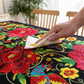 Mantel floral mexicano con borde esconjado